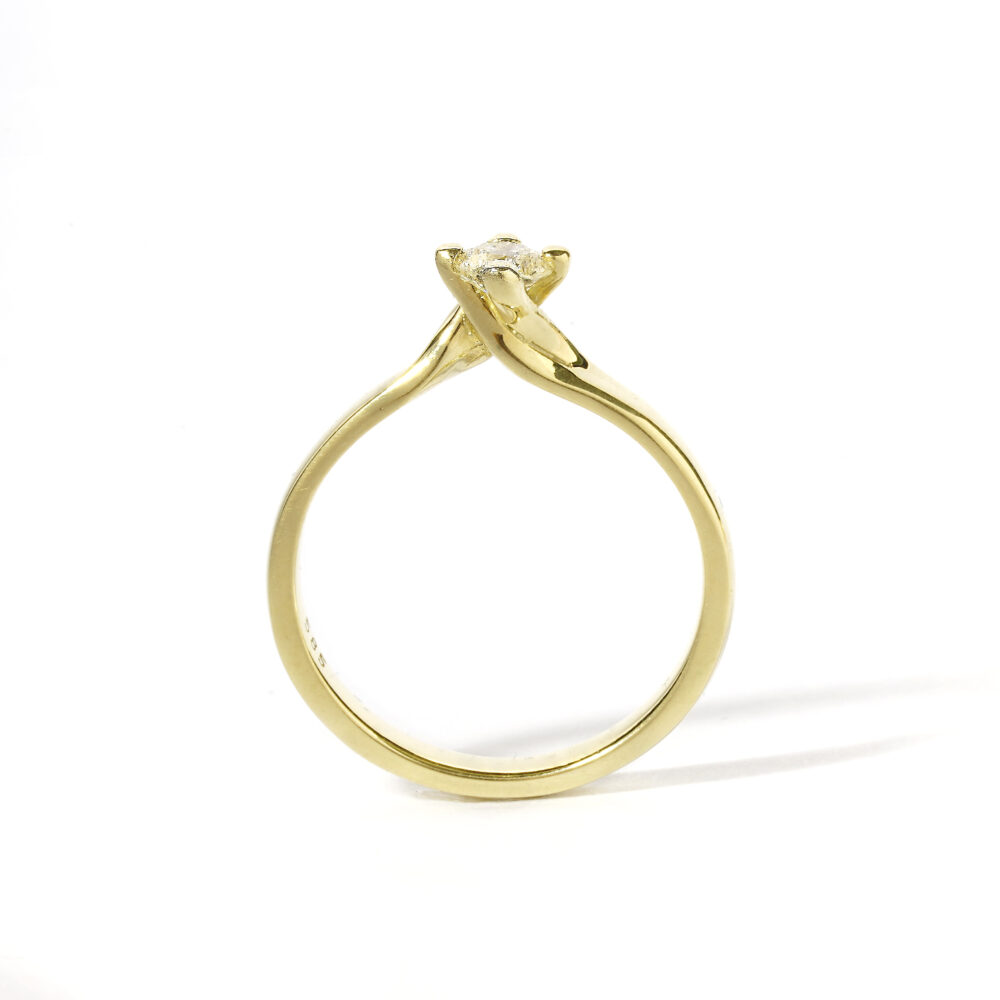 antragsring_verlobung__gold_brillant_wessling_hamburg